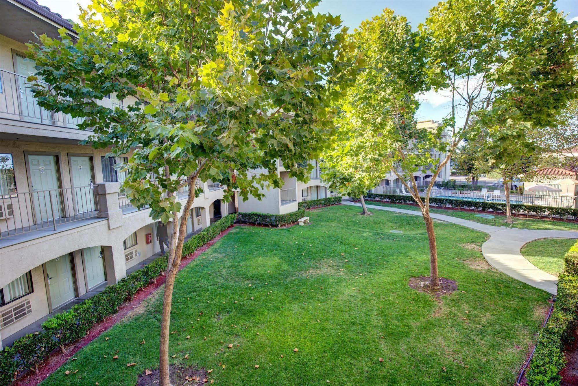 Inn At Rohnert Park Exteriér fotografie